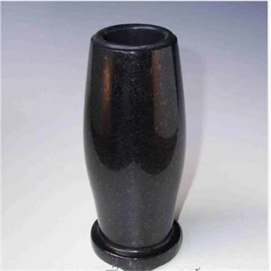 Sort granit vase