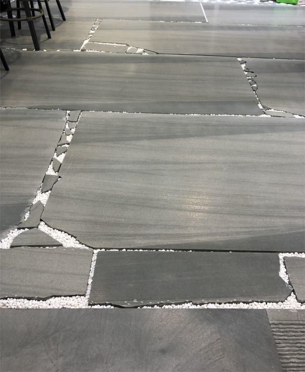 Lyne Grey Quartize Slab